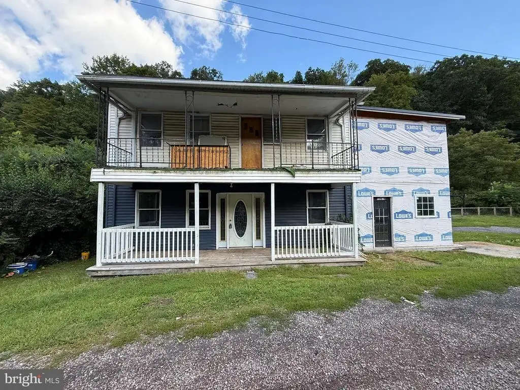 17639 Pekin, LONACONING