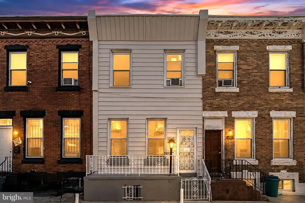2423 N Myrtlewood St, PHILADELPHIA
