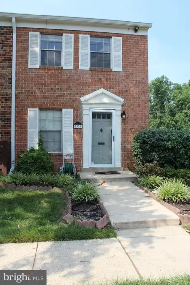 7938 Lakecrest Dr, Greenbelt