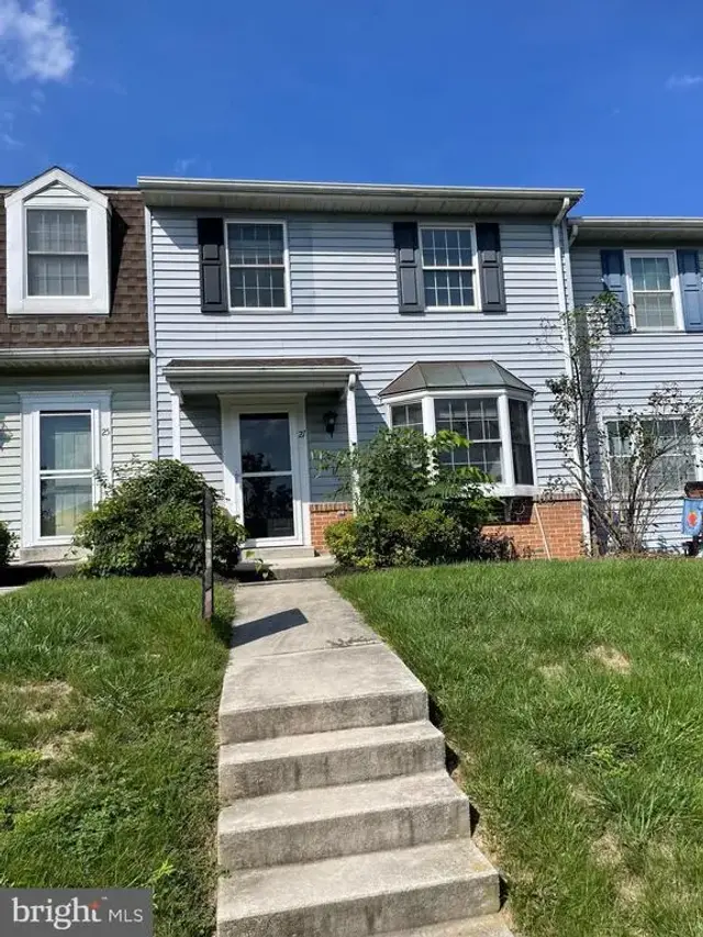 27 Partridge Cir, Carlisle