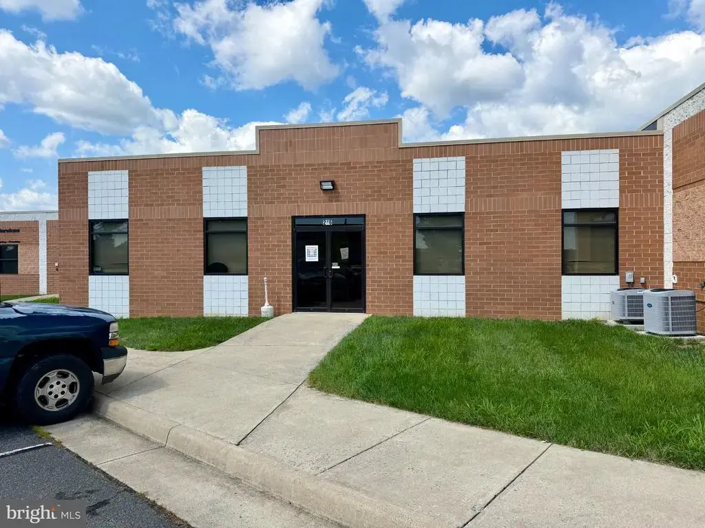 246 Airport Rd, WINCHESTER
