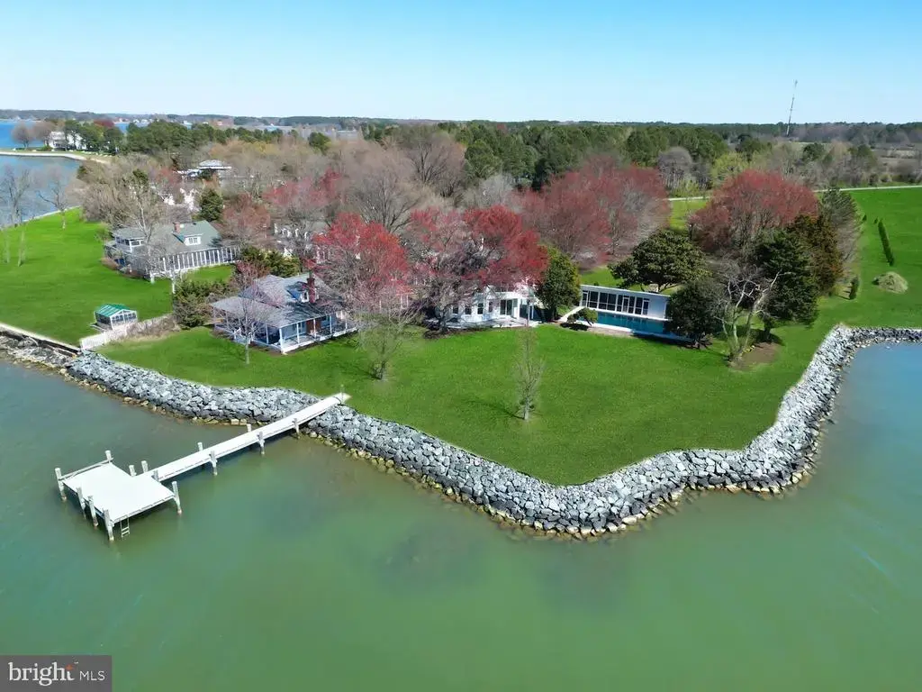 1002 Wades Farm Ln, MCDANIEL