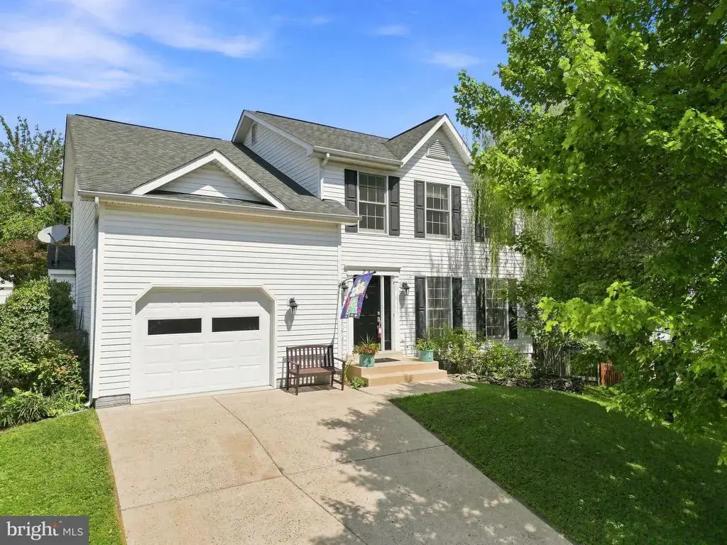 241 Breezewood Dr, WARRENTON