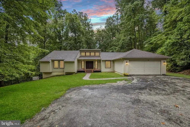 106 Hilltop Dr, Downingtown