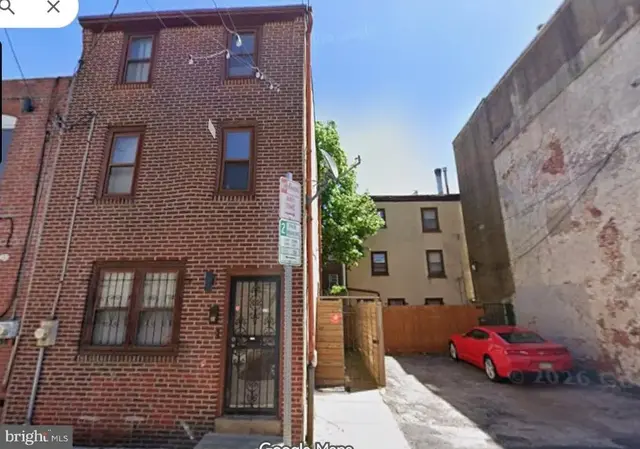 1043 N Leithgow St, Philadelphia