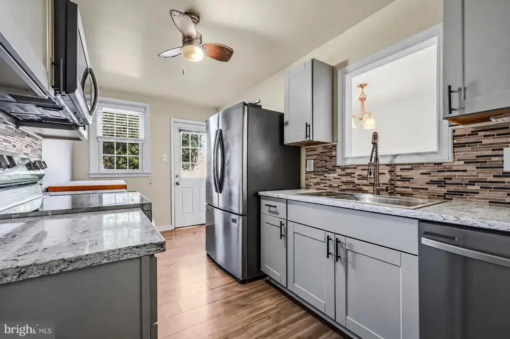 1009 Clayton Rd, WILMINGTON