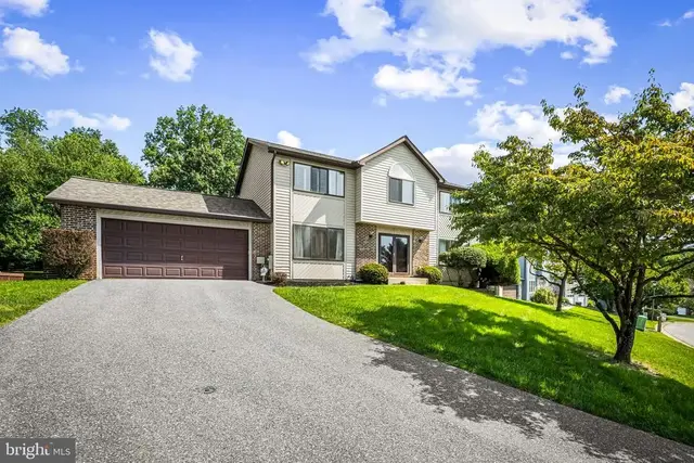 12 Oak Hill Ct, Owings Mills