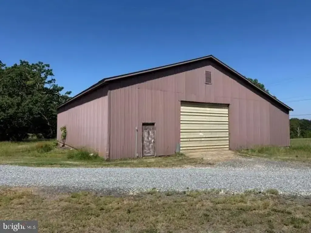 145 Seays, DILLWYN