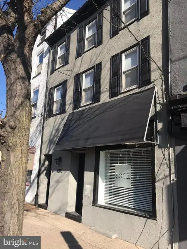 4203 Main St, Philadelphia