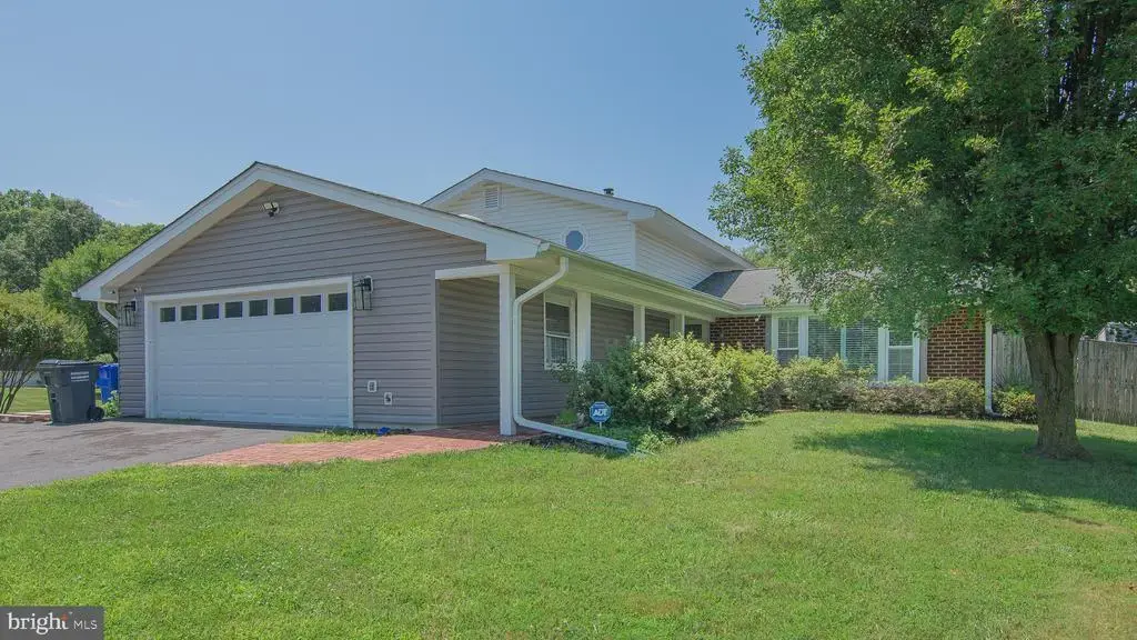 2430 Pinefield Rd, WALDORF