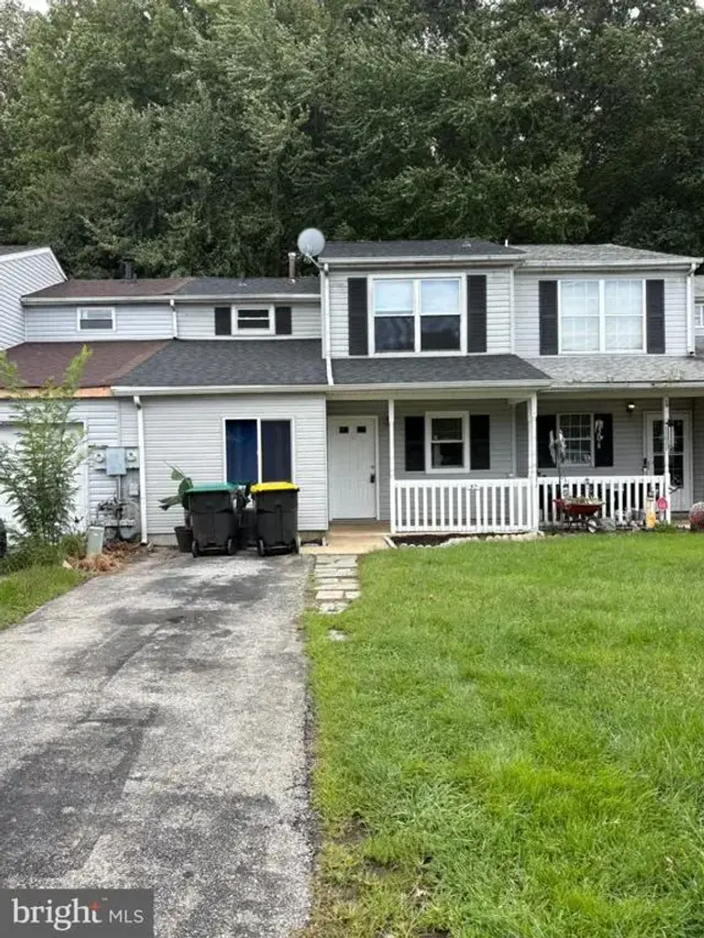 50 Freedom Trail, New Castle