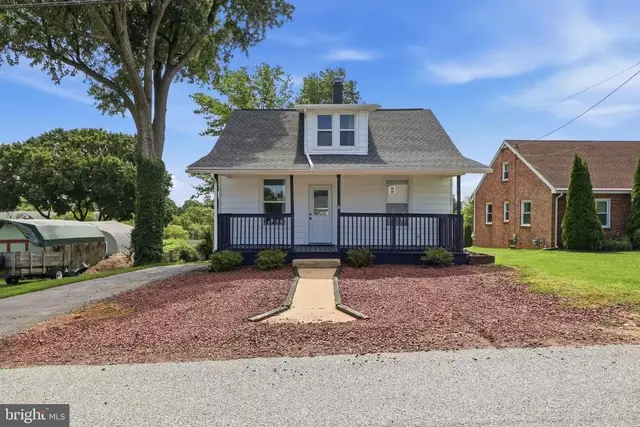 38 W Pennsylvania Ave, Stewartstown