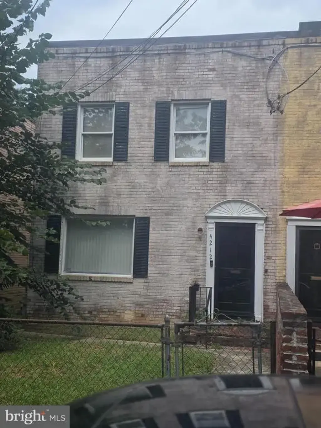 4212 Clay St Ne, WASHINGTON
