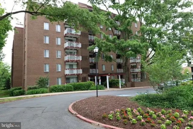 10850 Green Mountain Cir #303, Columbia