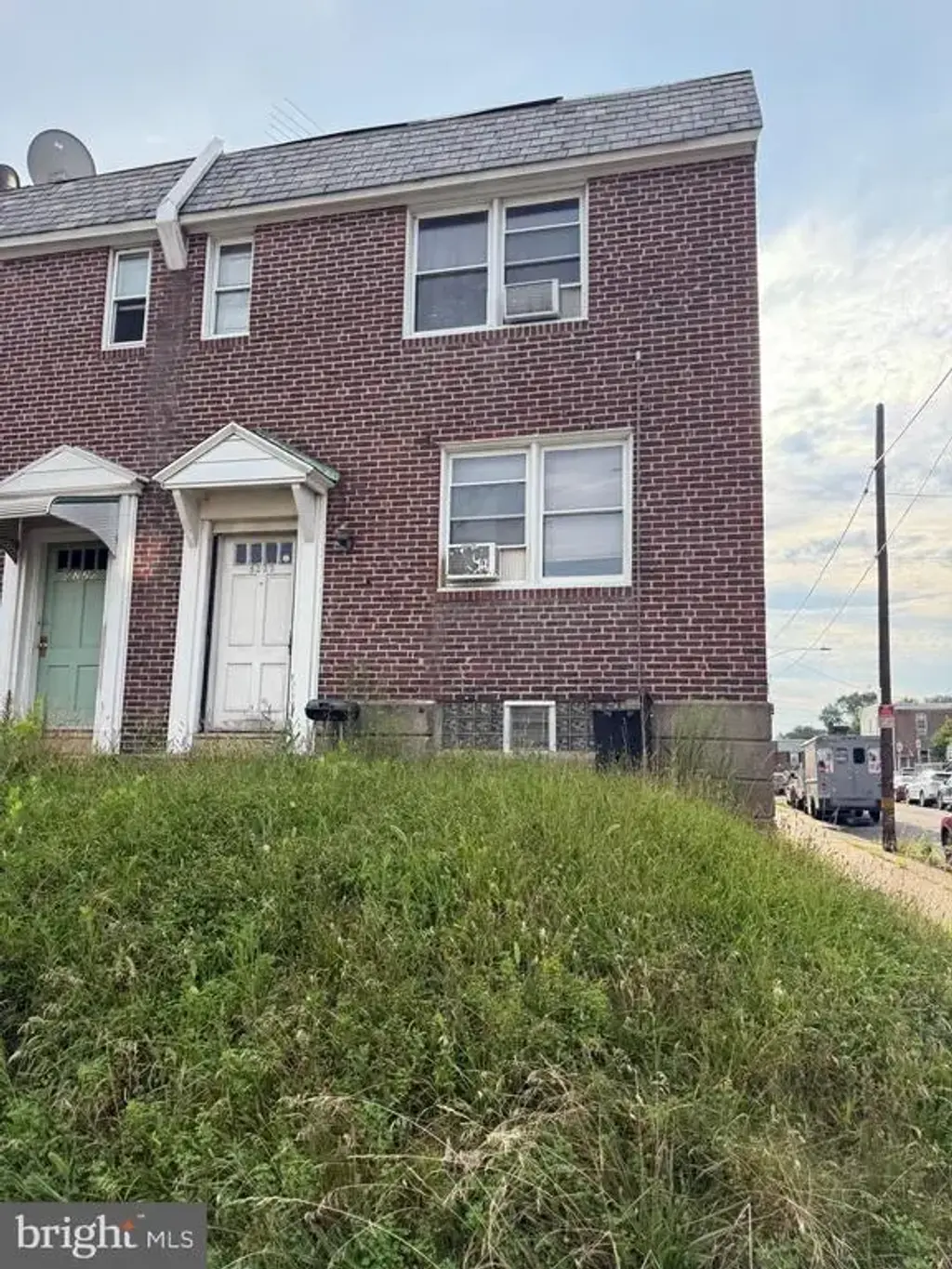 5222 N Front St, PHILADELPHIA