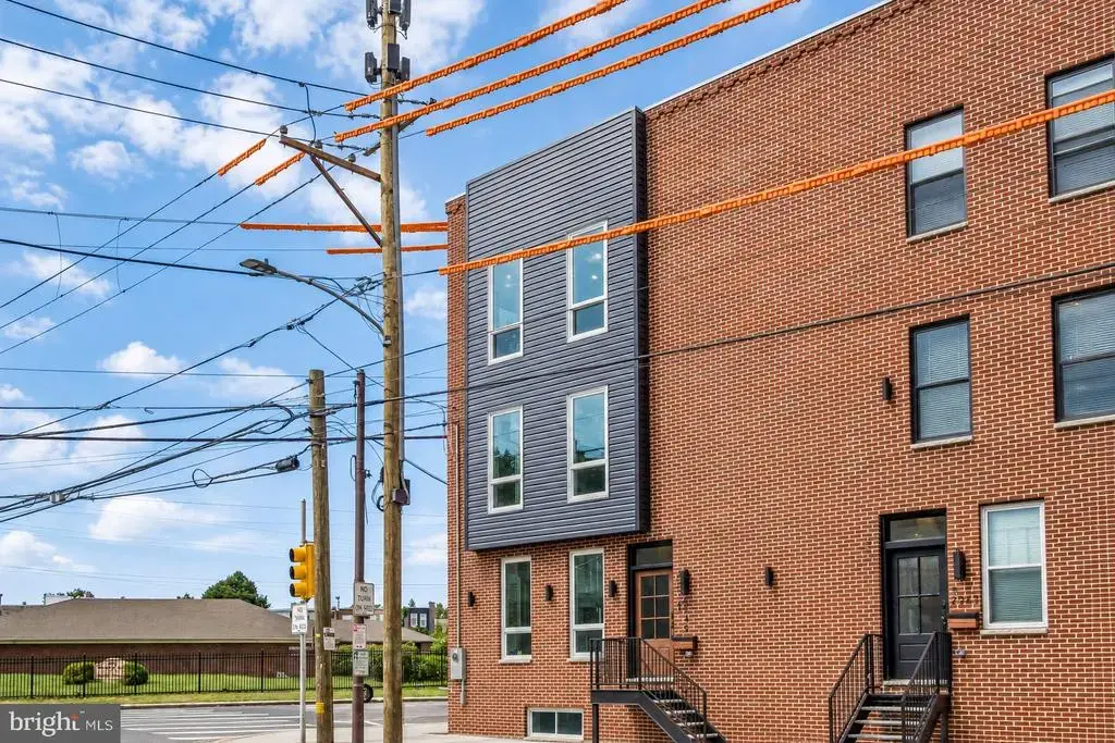 2945 Cecil B Moore Ave, PHILADELPHIA