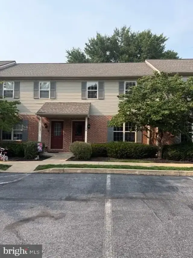 2165 Old Philadelphia Pike #30, Lancaster