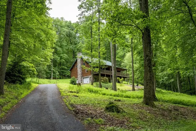 210 Resh Rd, Reinholds