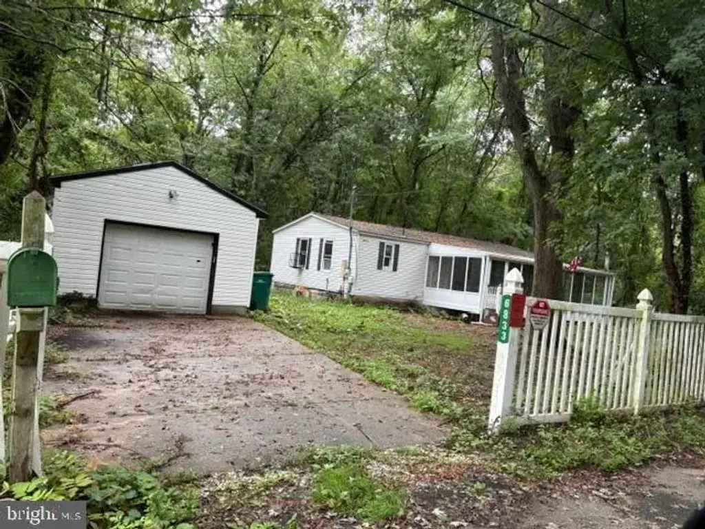 6833 Third Ave, MAYS LANDING