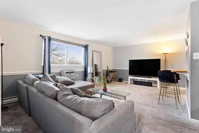 8115 W Chester Pike #c-3, Upper Darby
