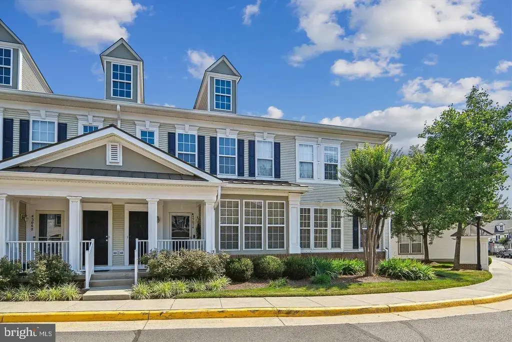 43074 Old Gallivan Ter, ASHBURN