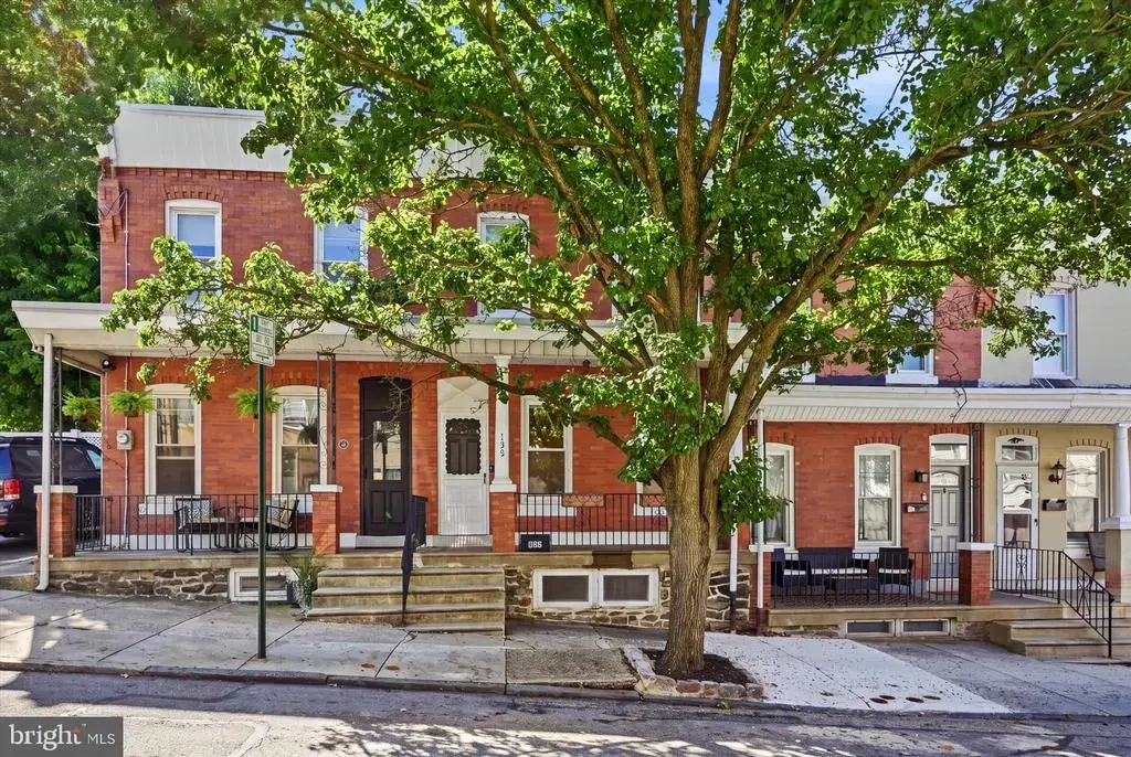135 Hermit St, PHILADELPHIA