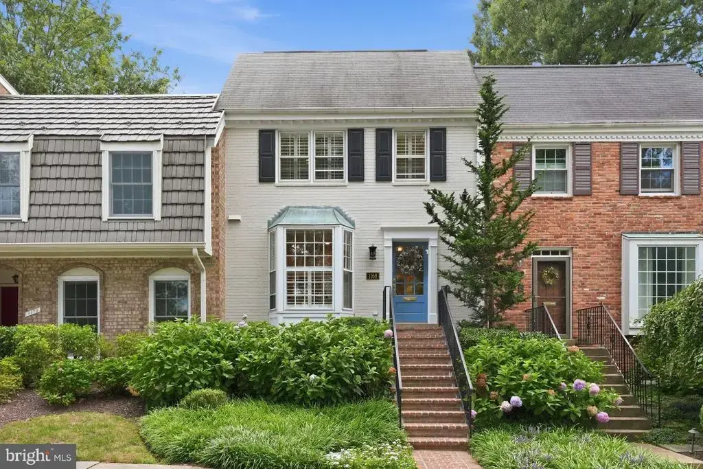 1168 Wimbledon Dr, MCLEAN