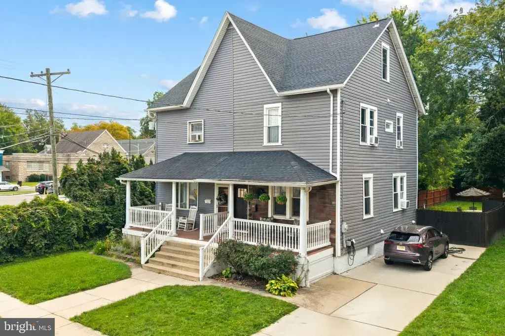 18 W Pine St, AUDUBON