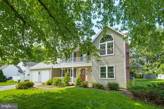 1189 Suffolk Dr, Lititz