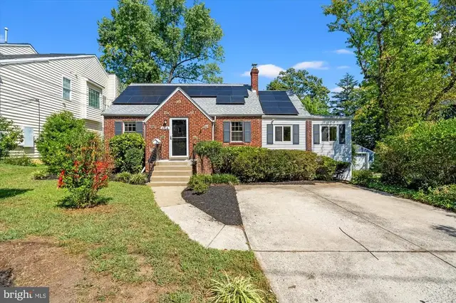 414 Ethan Allen Ave, Takoma Park