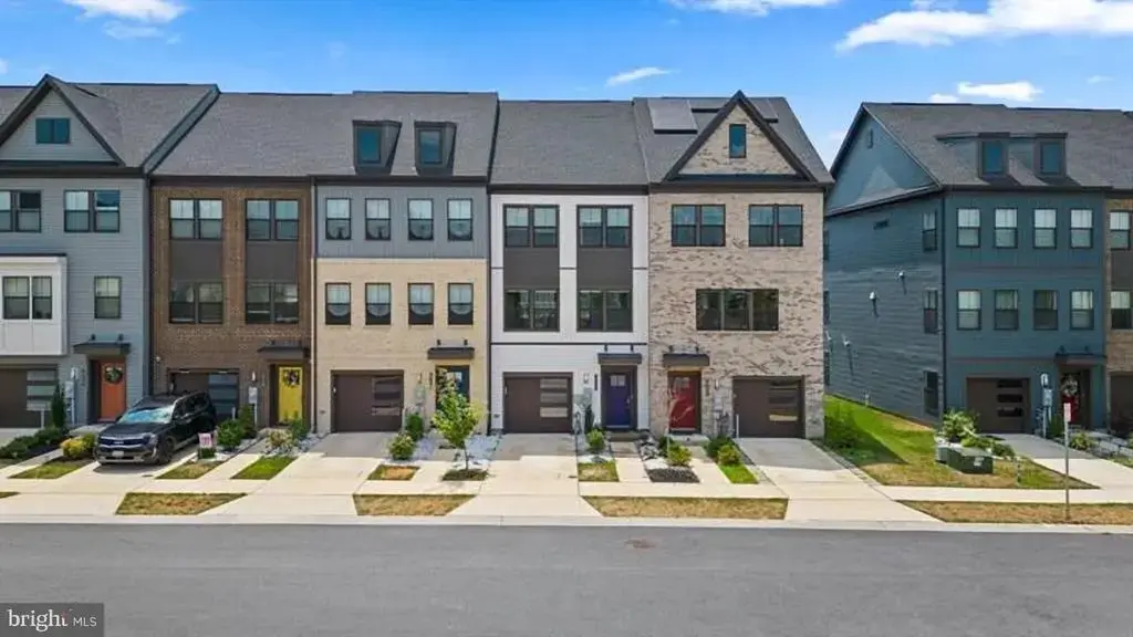614 Chalcedony Ln, GLEN BURNIE