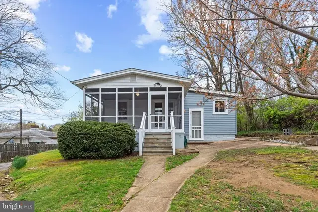 22 Riverview Ave, Annapolis