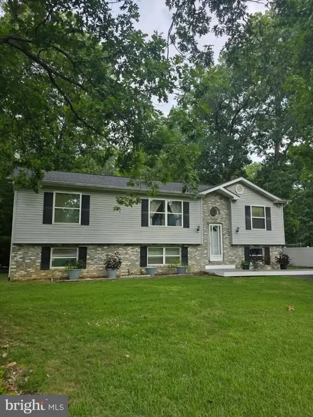 12120 Long Wolf Ln, LUSBY