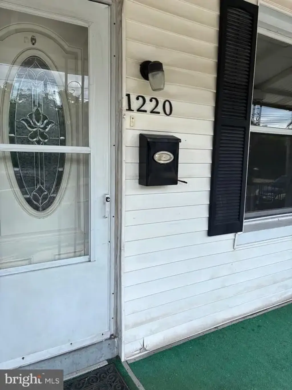 1220 W 9th St, CHESTER