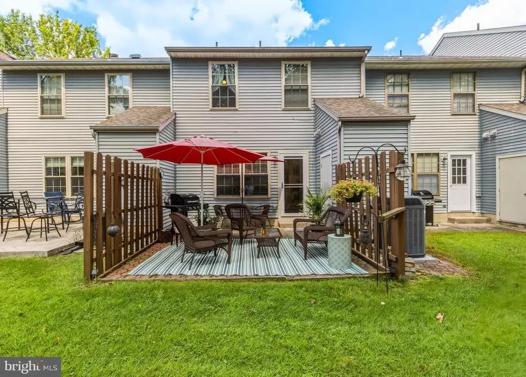 743 Garrison Ct, WEST DEPTFORD