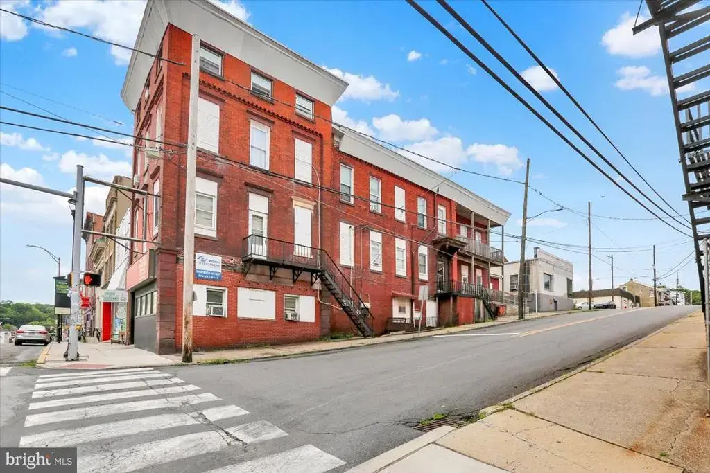 255 Sunbury St, MINERSVILLE