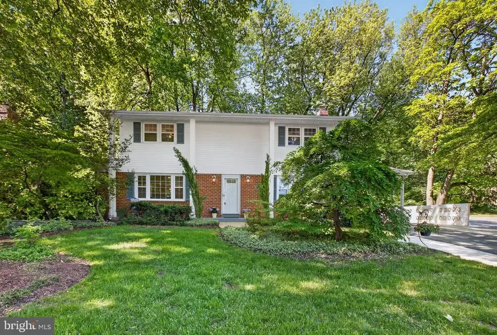 6710 Sydenstricker Rd, SPRINGFIELD
