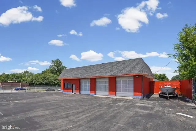 108 Wise Ave, Dundalk