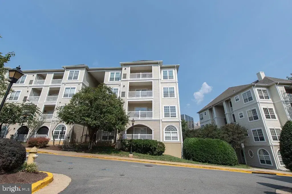 4550 Strutfield Ln #2115, ALEXANDRIA
