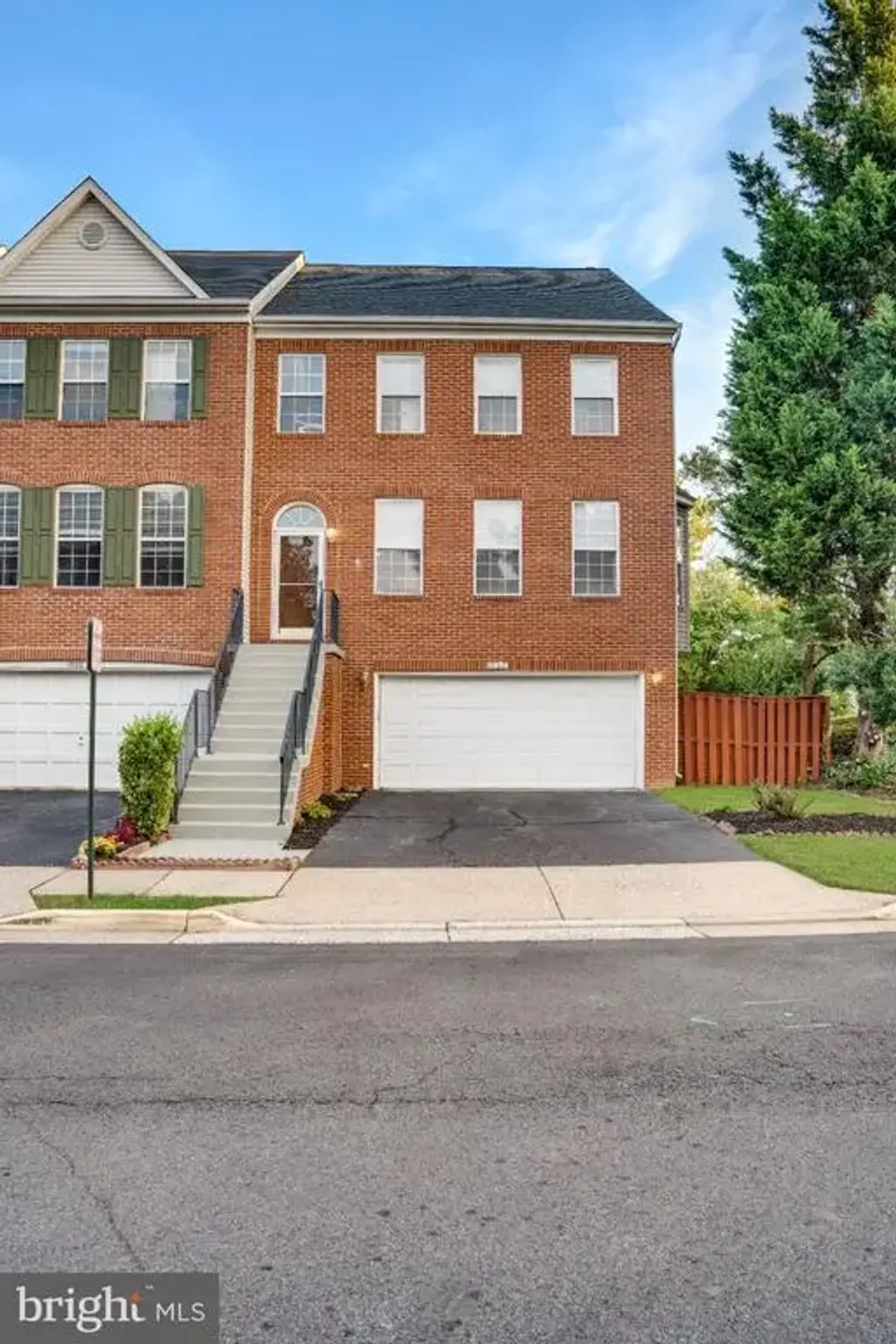 13100 Forest Mist Ln, FAIRFAX