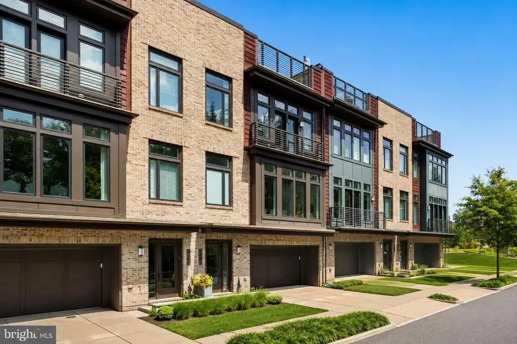5445 Merriam St, BETHESDA