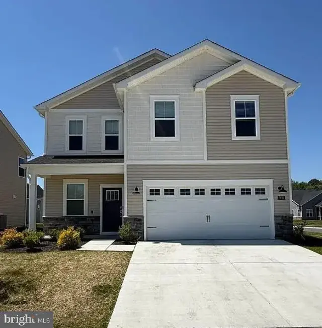 1670 Lake Placid Dr, Trappe