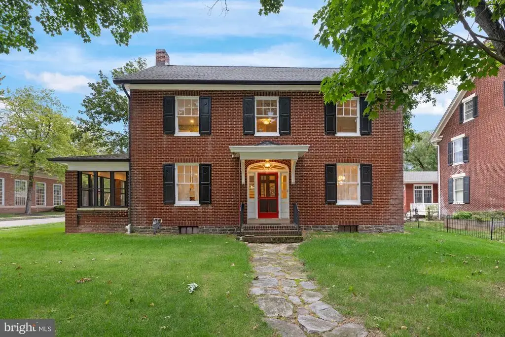 155 W Lincoln Ave, GETTYSBURG