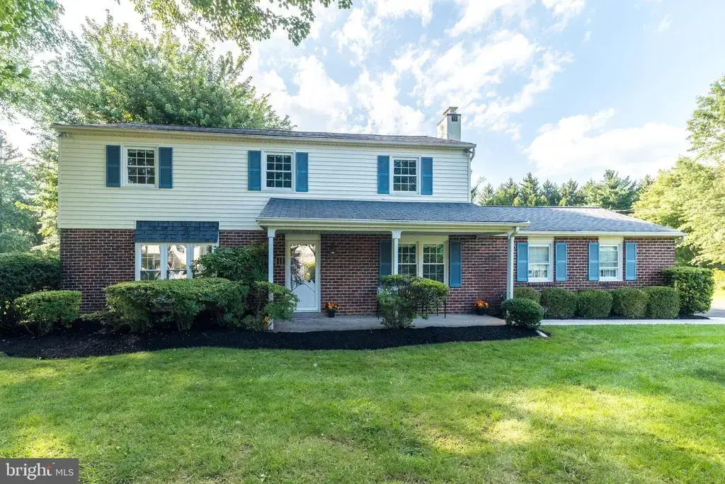 1724 Howe Ln, AMBLER