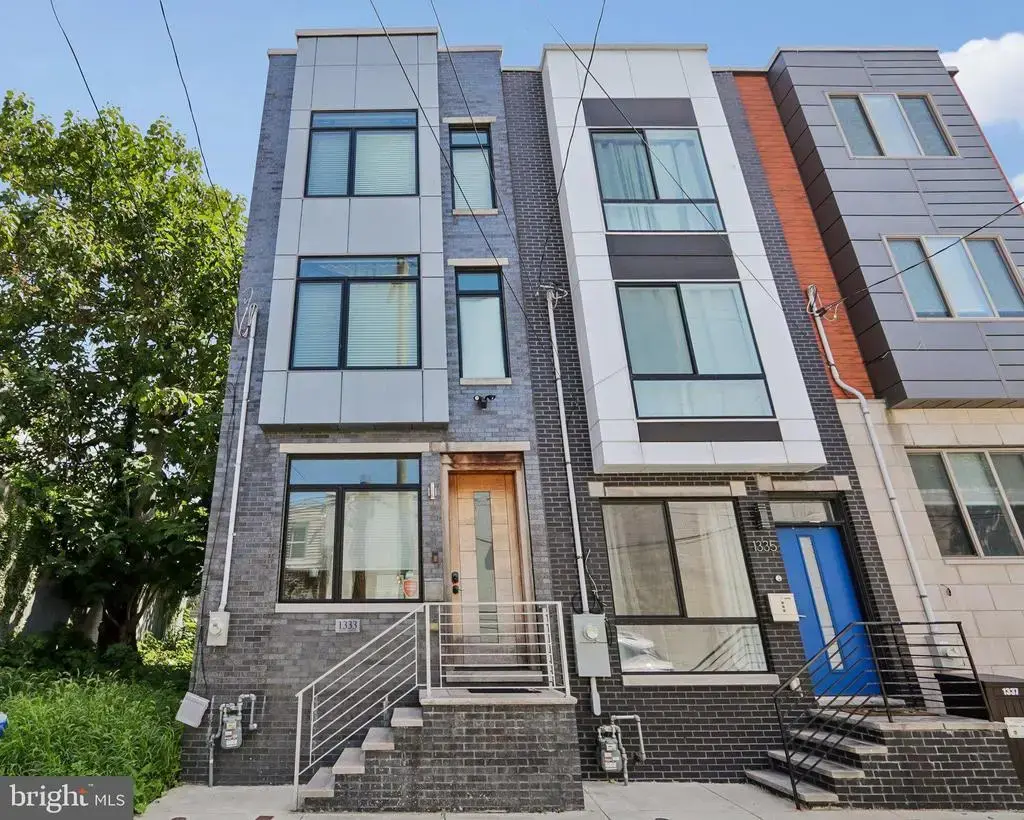 1333 S Lambert St, PHILADELPHIA