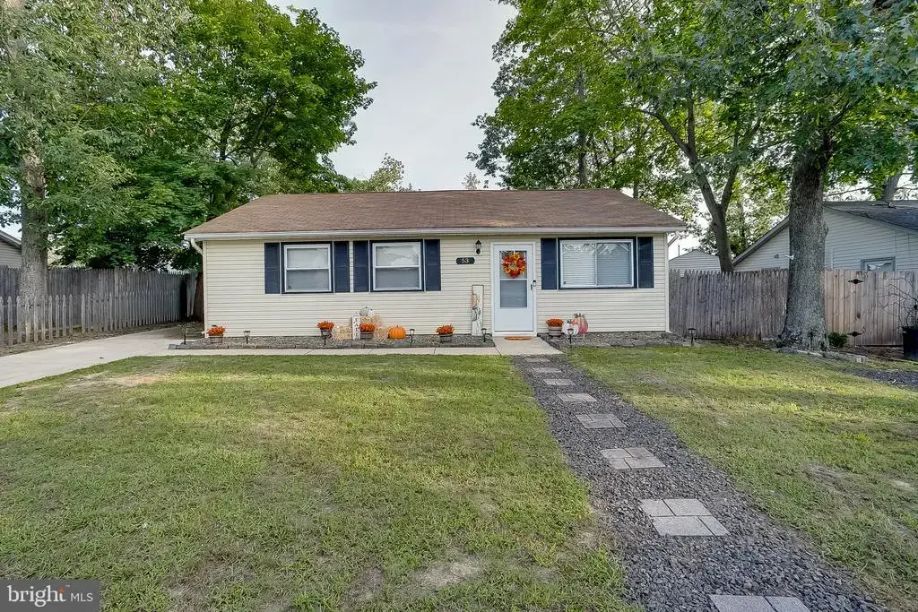 53 Delaware Ave, SICKLERVILLE