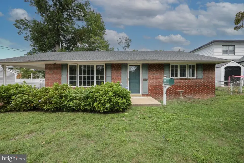 1137 Lakeshore Dr, HADDON TOWNSHIP