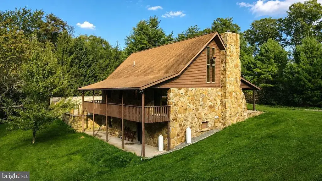 5847 Bittinger Rd, SWANTON