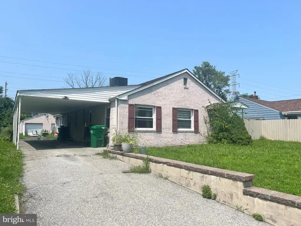 325 Martin, NEW CASTLE