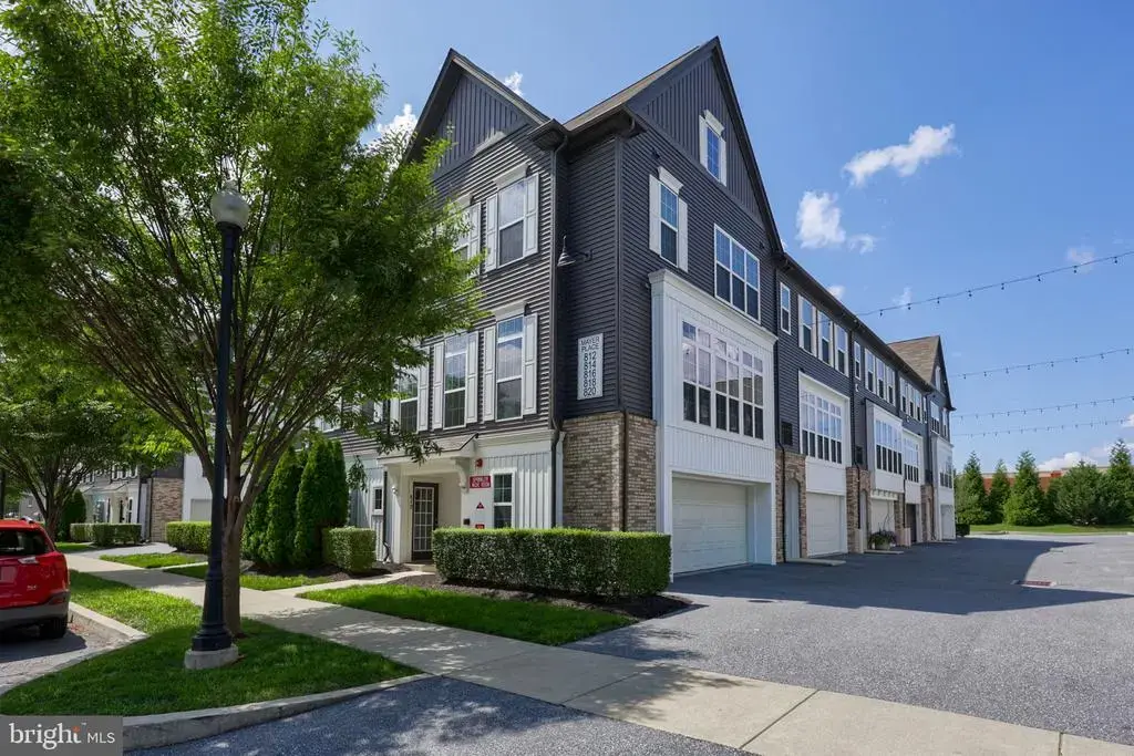 812 Mayer Pl, LANCASTER